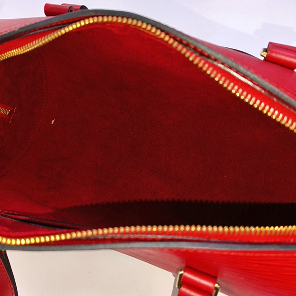 VINTAGE SOUFFLOT Epi Red