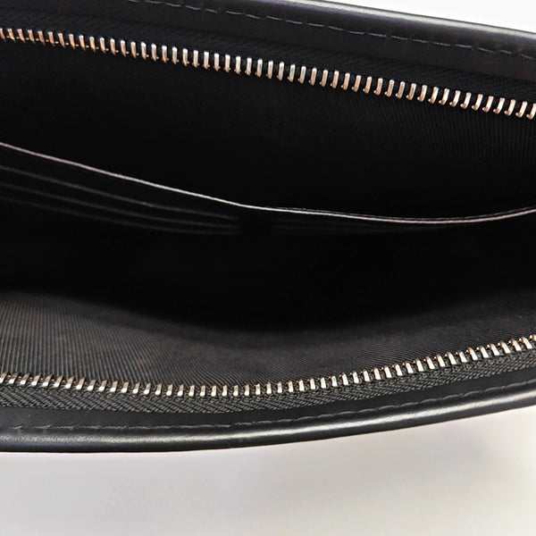 Pochette Voyag MM Damier Graphite Coated Canvas Gray