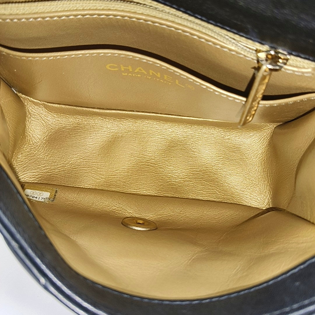 CLASSIC FLAP Mini Quilted Lambskin Black