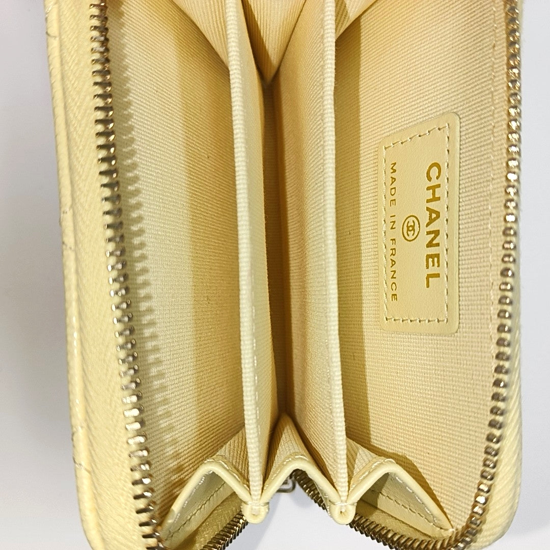 Quilted Grained Calfskin Card Holder Yellow