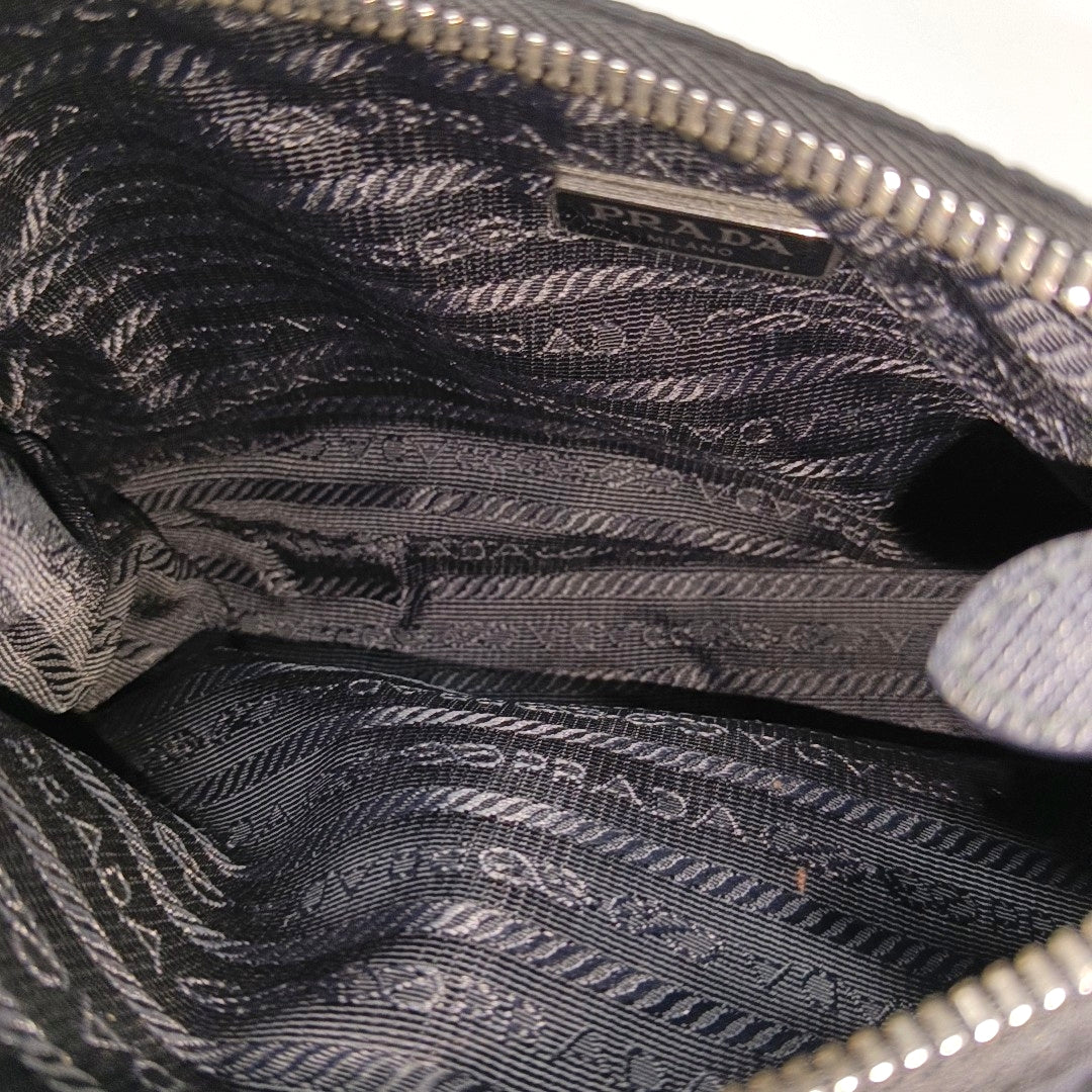 Re-Edition2005 Nylon Black