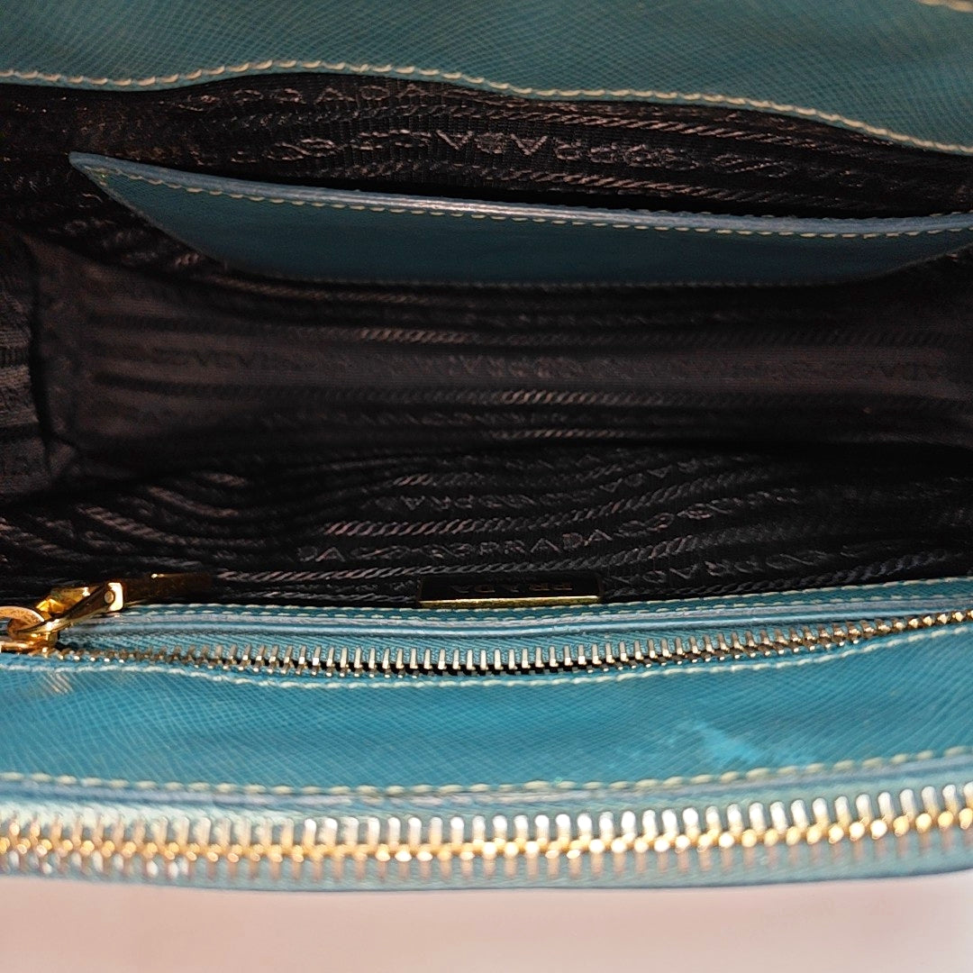 Galleria Medium Saffiano Calfskin Green