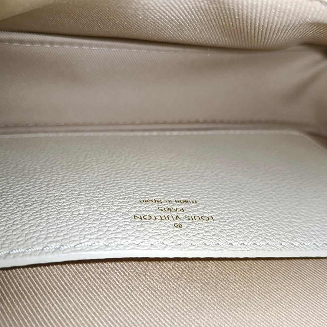 MÉTIS Monogram Calfskin Beige