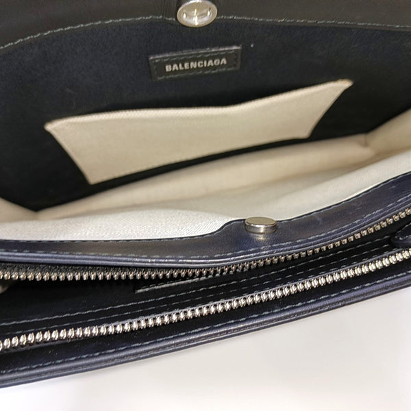 Navy Medium Fabric White