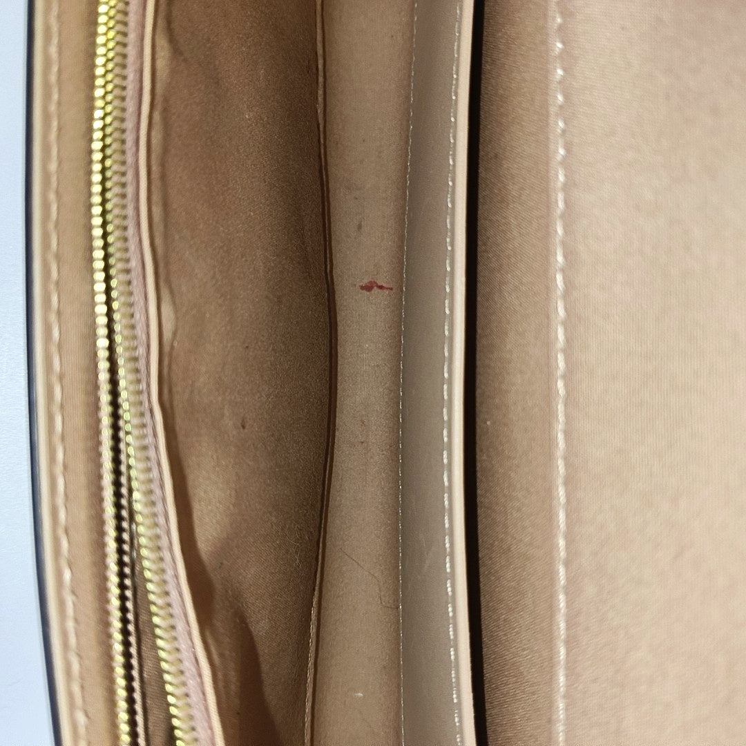 LOUISE Patent Leather Beige