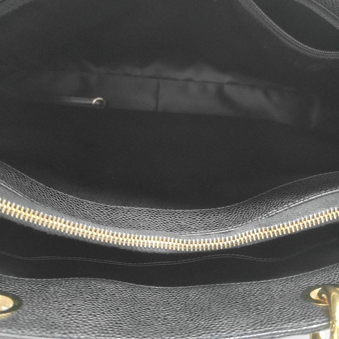 CHANEL GST Large Quilted Grained Calfskin Black