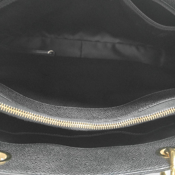 CHANEL GST Large Quilted Grained Calfskin Black