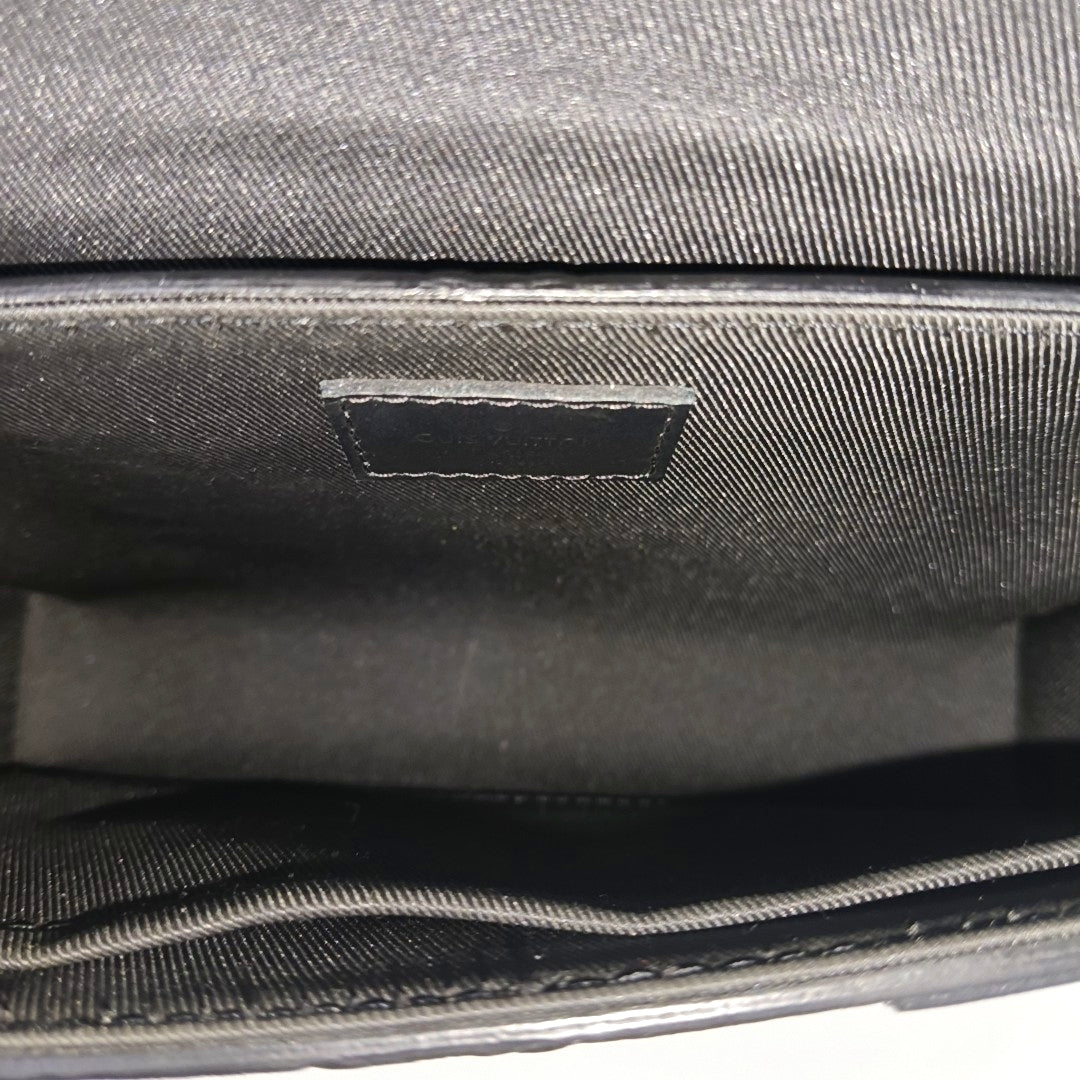 TRUNK Calfskin Black
