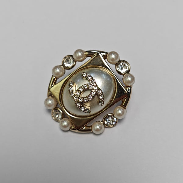 Metal Gold Stud Earrings