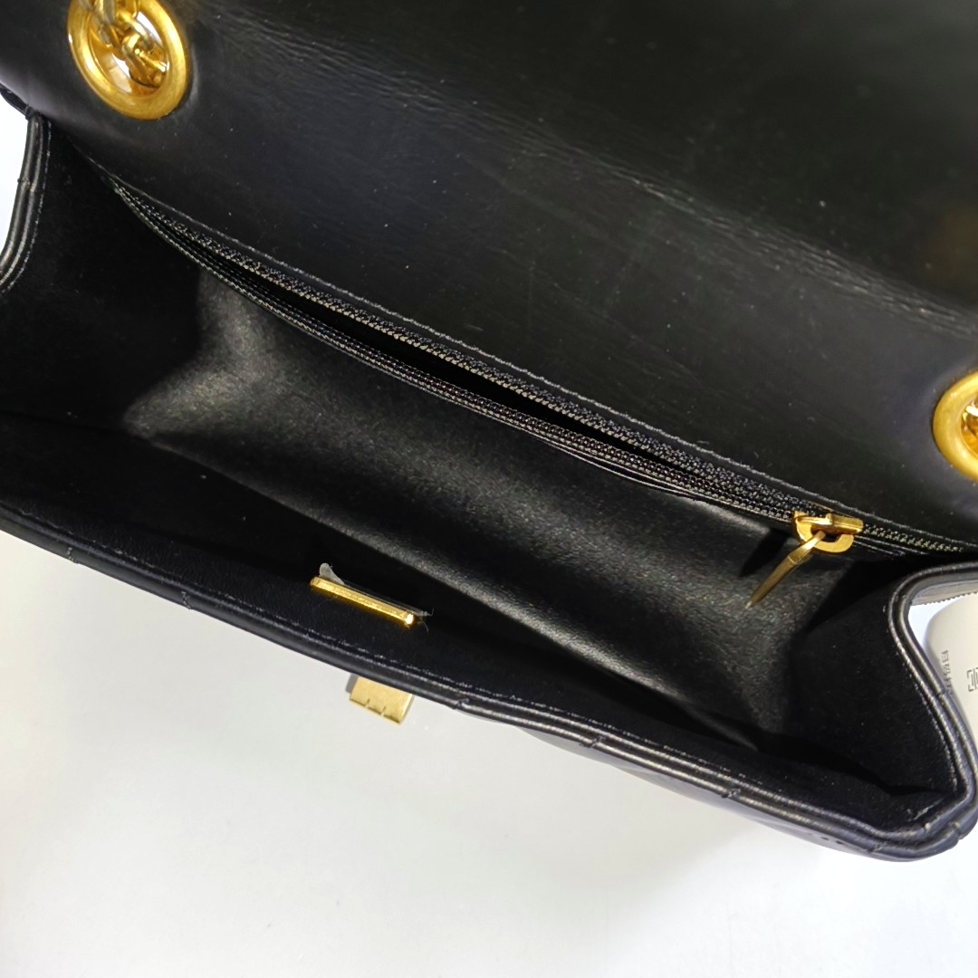 2.55 224 (mini) Quilted Calfskin Black