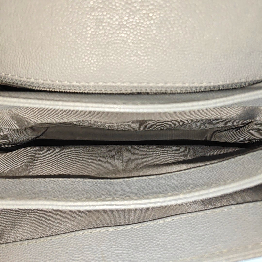 Authenticated pre-owned  CLASSIC FLAP Quilted Grained Calfskin Grey - Shoulder Bag at Looply