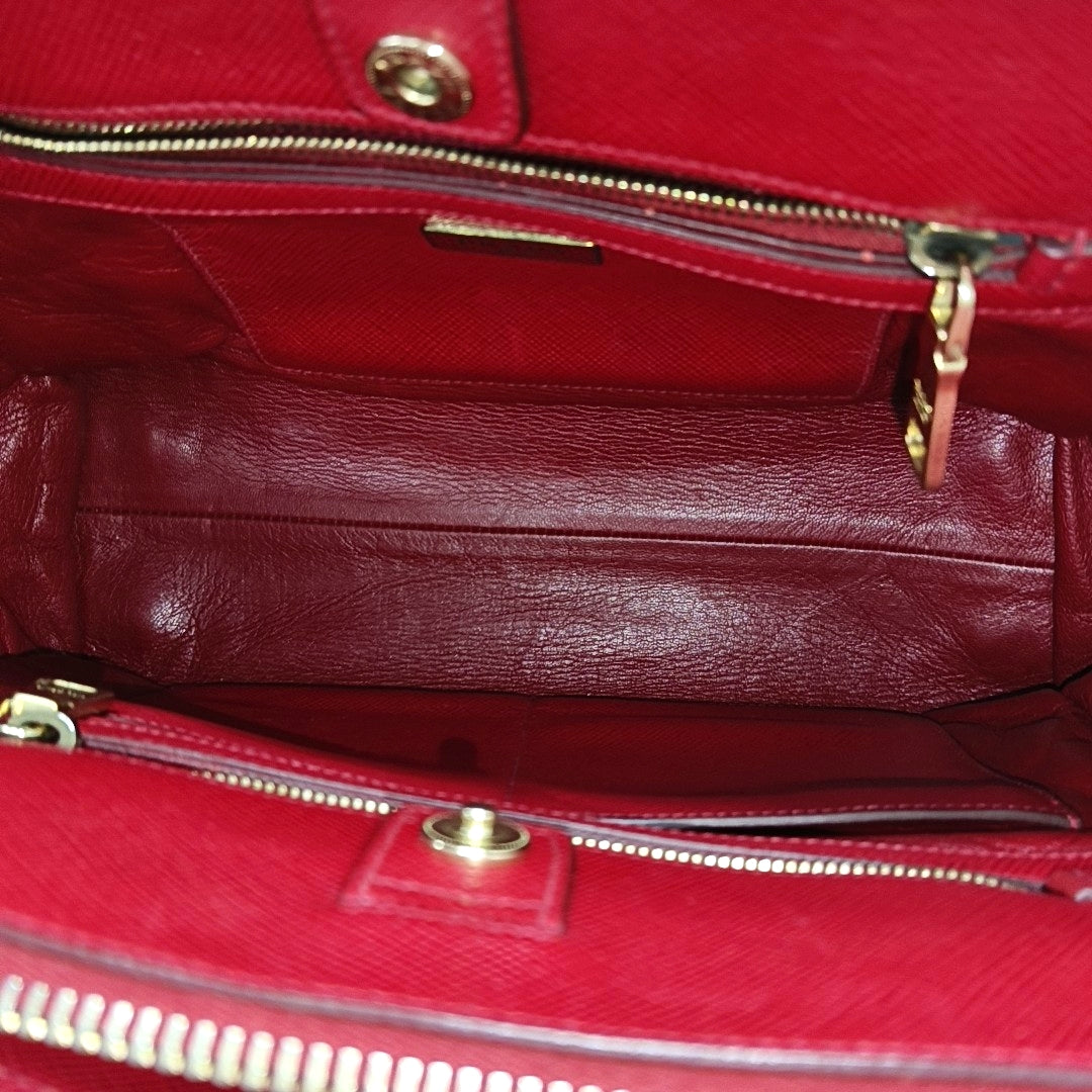 Calfskin Shoulder Bag Red
