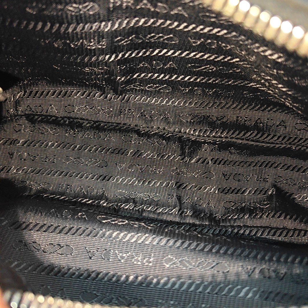 Re-Edition2000 Nylon Black