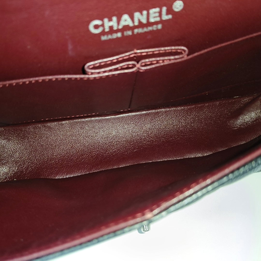CLASSIC FLAP Small Quilted Grained Calfskin Black