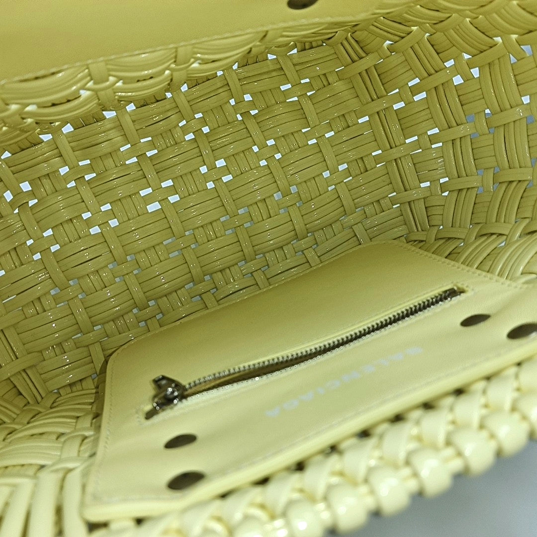 Bistro Special Material Yellow