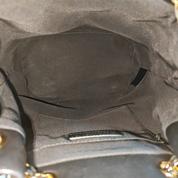 CC DRAWSTRING BUCKET Small Quilted Calfskin Black