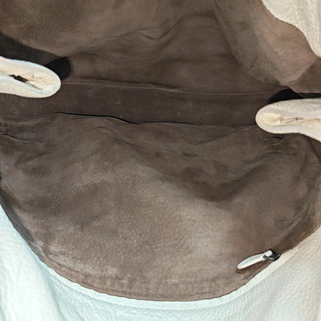 Classic Pillow Calfskin White