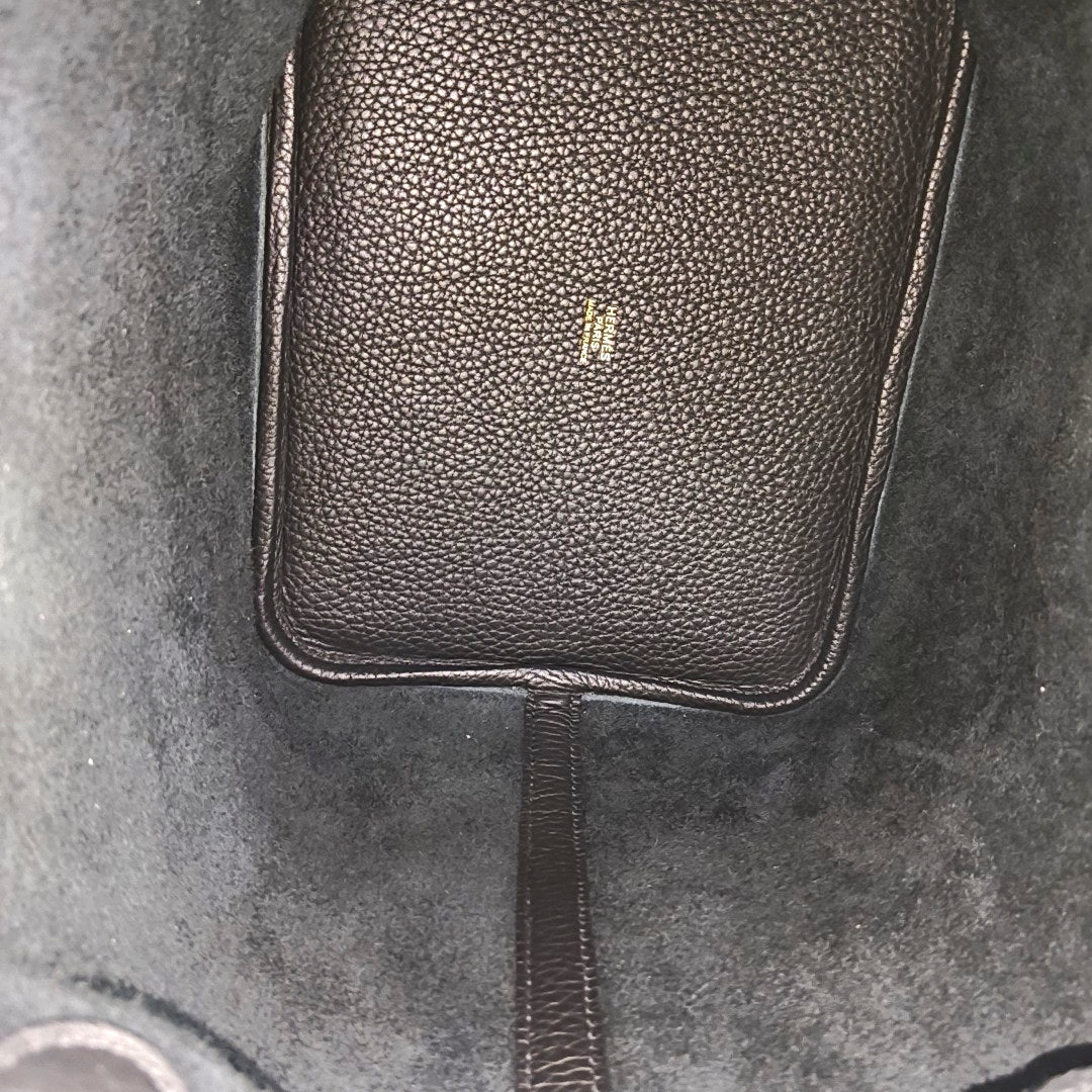 Authenticated pre-owned  Picotin Lock 22 Clemence Black - Bucket Bag at Looply