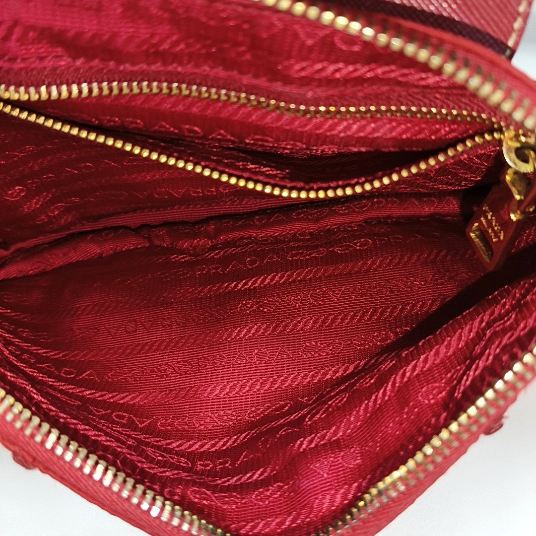 Party Nylon Red