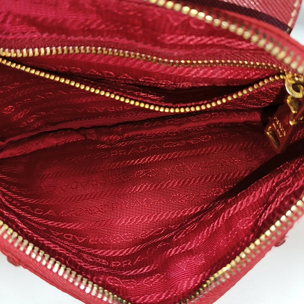Party Nylon Red
