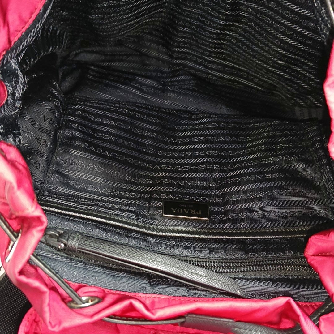 Black Nylon Nylon Red
