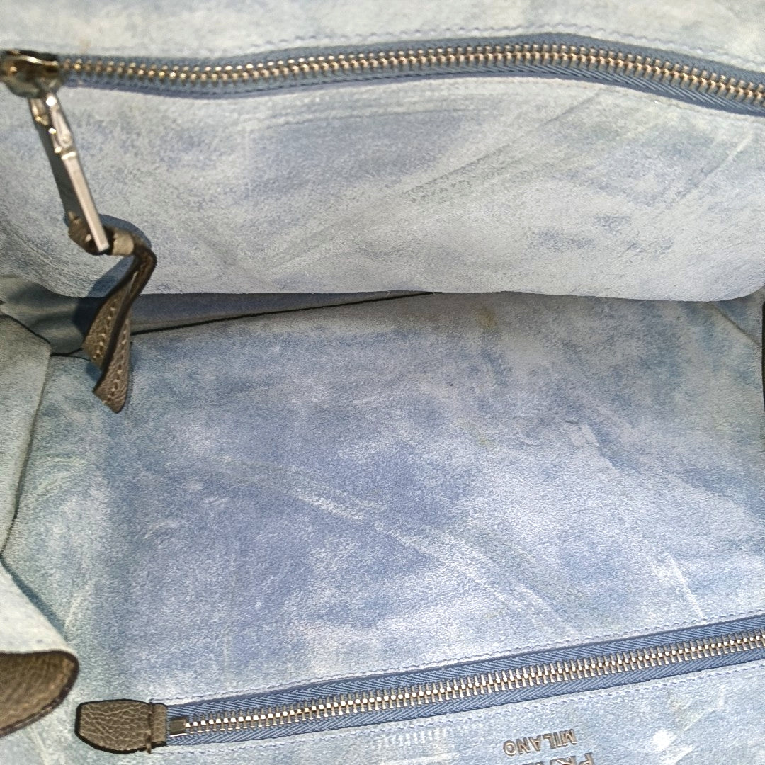 Etiquette Calfskin Gray