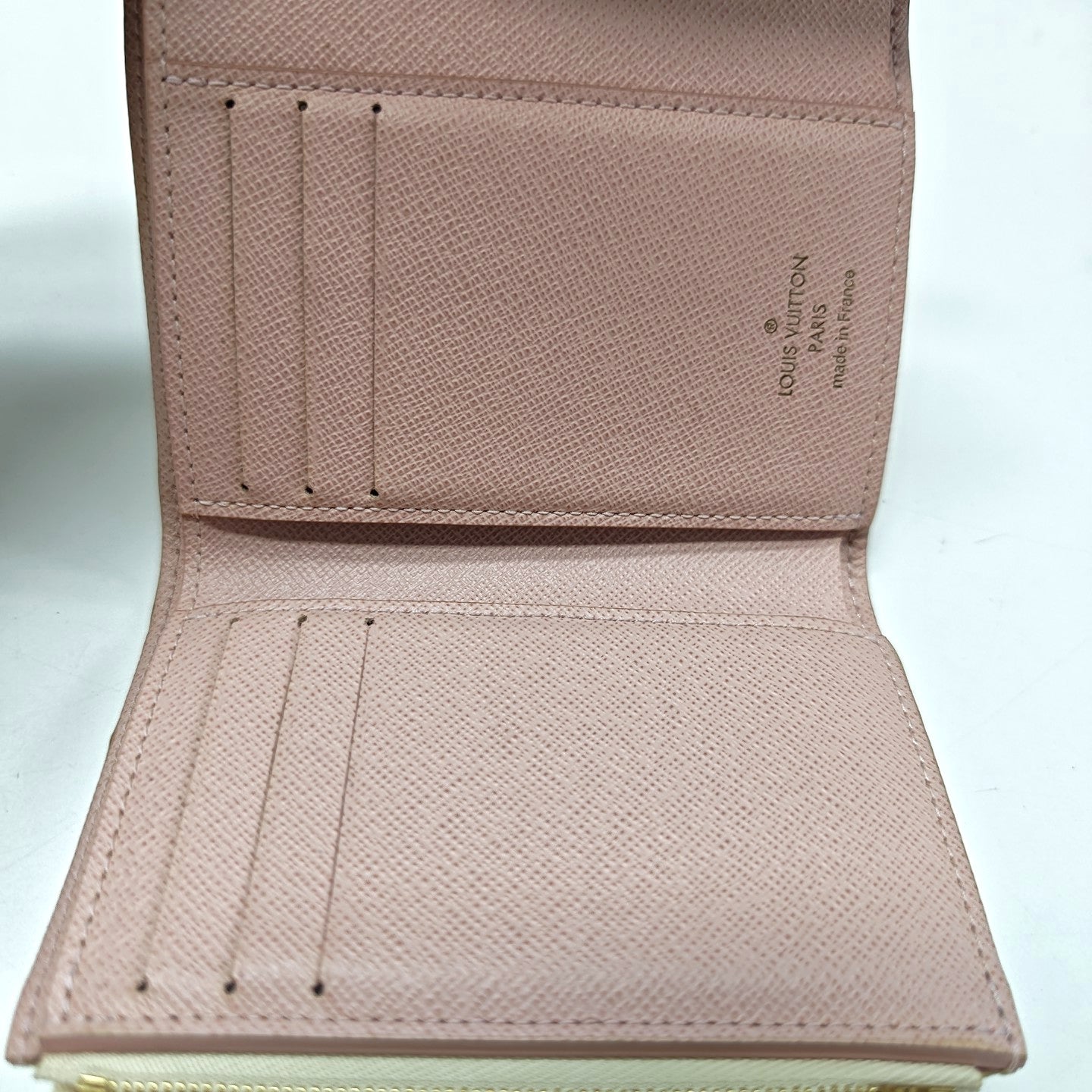 VICTORINE Damier Azur Coated Canvas White Card Holder