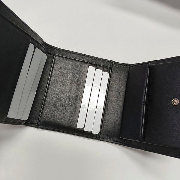 Authenticated pre-owned  30 Montaigne Calfskin Black Wallet - Wallet at Looply