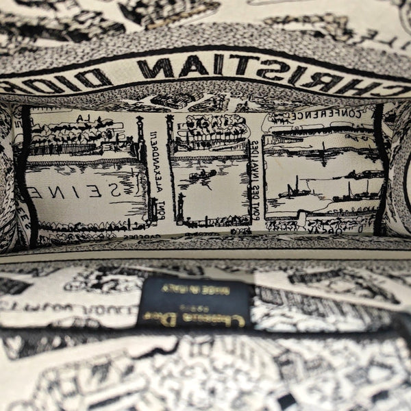 Book Tote Medium Canvas White