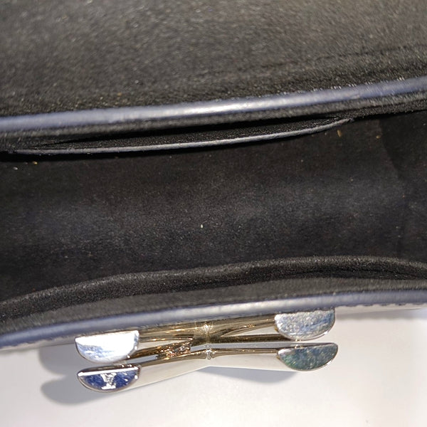 Authenticated pre-owned  TWIST PM Epi Black - Shoulder Bag at Looply