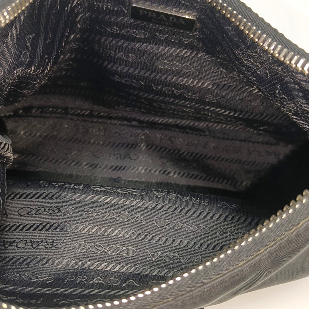 Re-Edition2005 Nylon Black