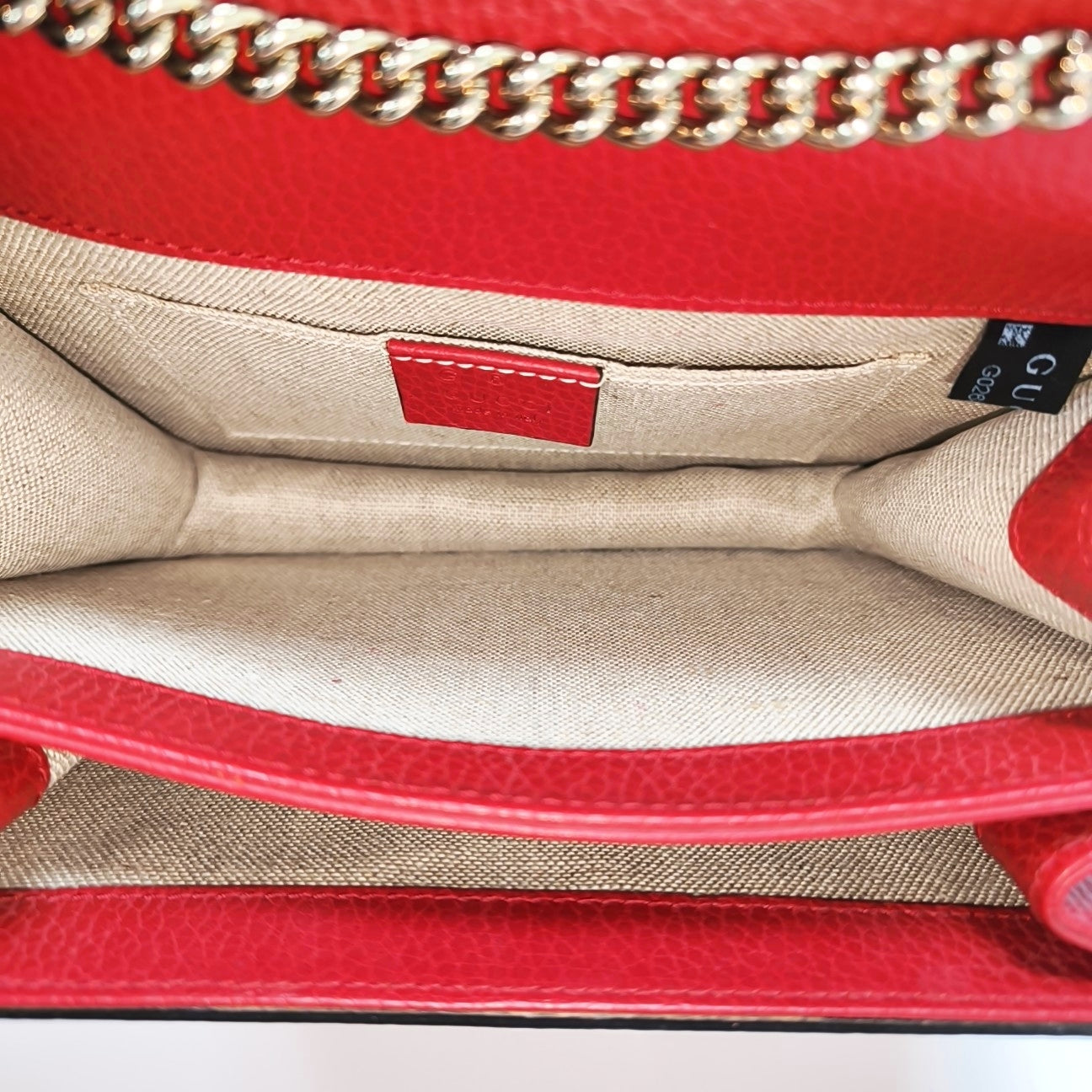 Interlocking G Small Calfskin Red