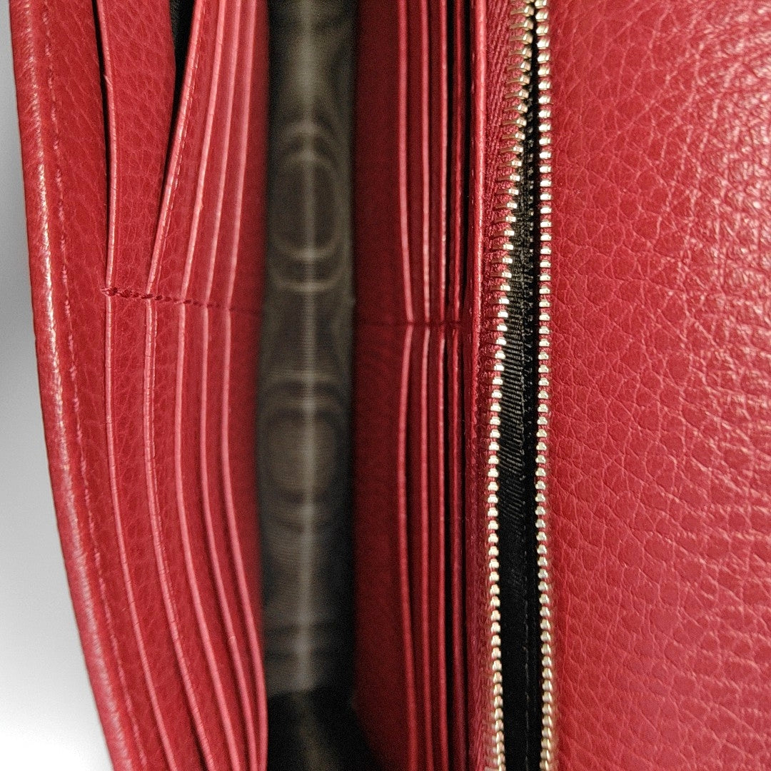 Interlocking G Small Calfskin Red