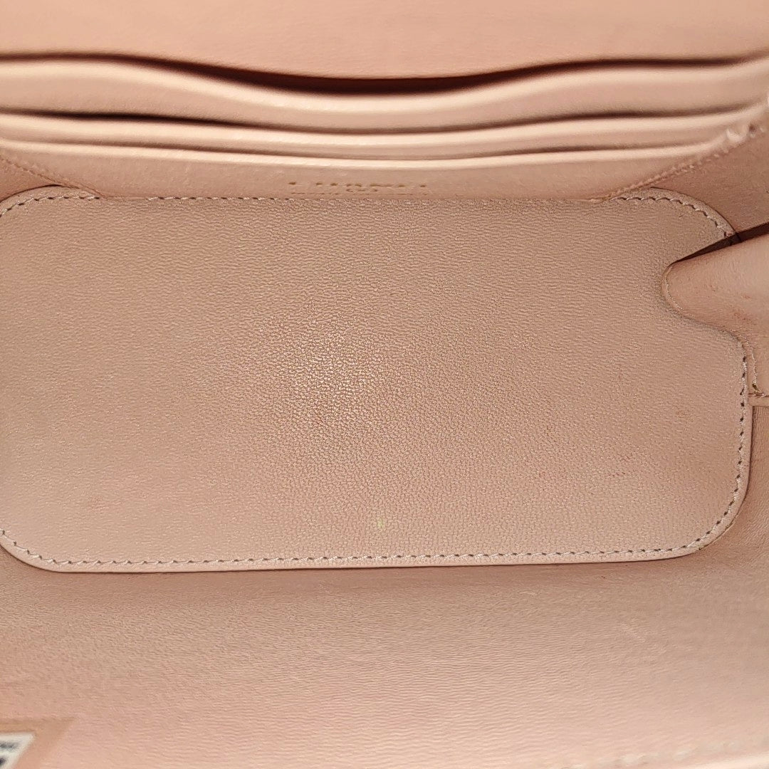 VANITY CASE Small Quilted Lambskin Pink
