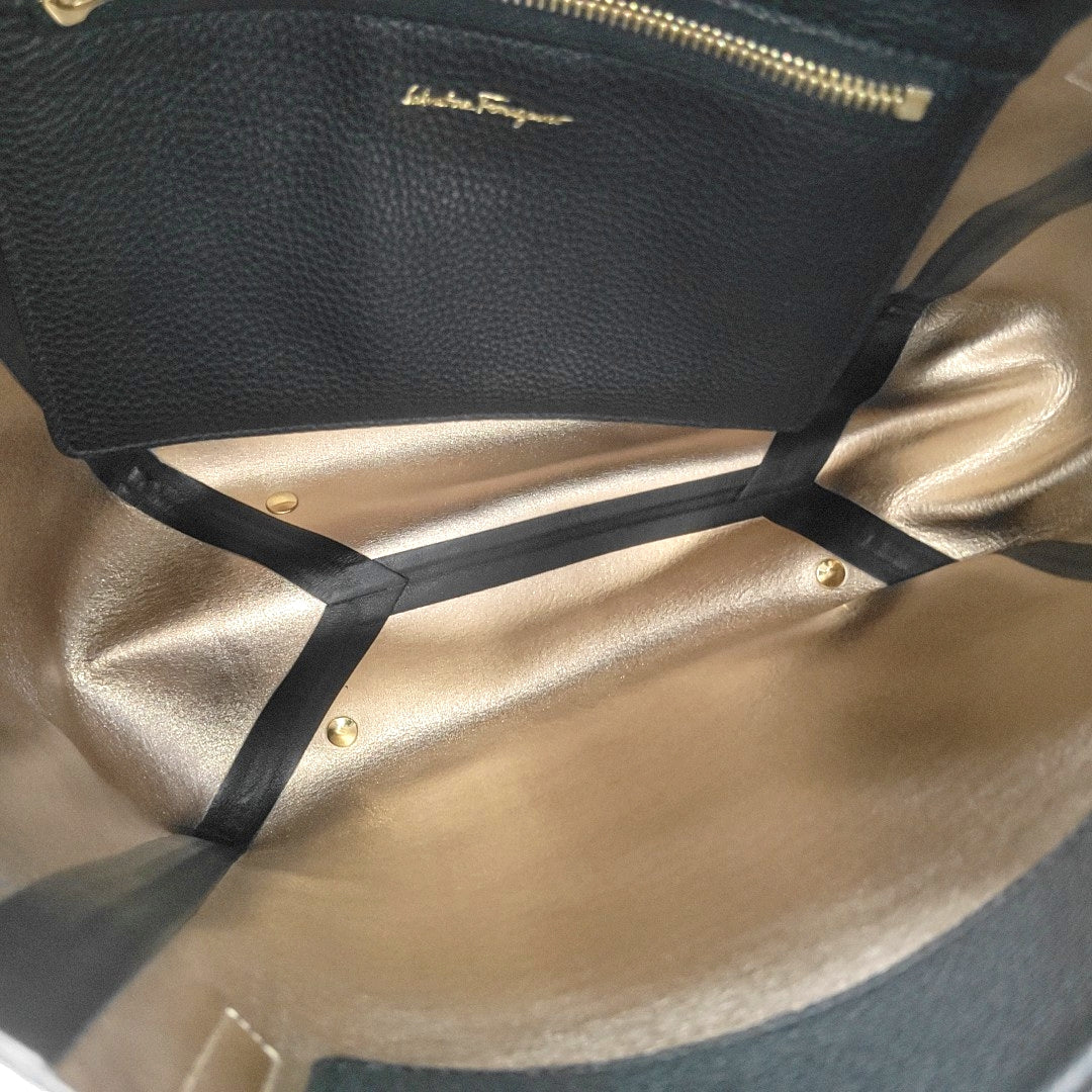 Calfskin Tote Bag Black