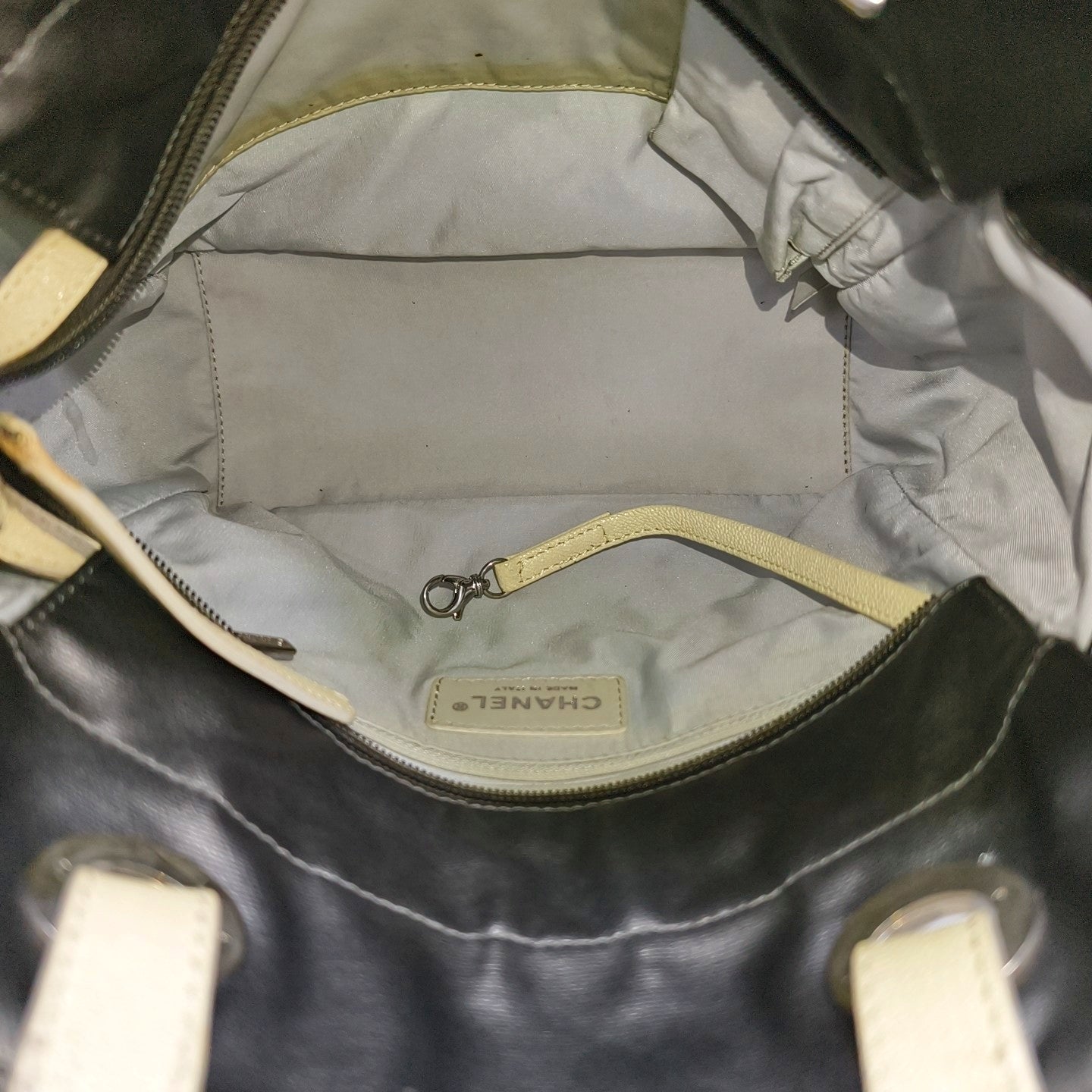 PARIS BIARRITZ Quilted Coated Canvas Gray