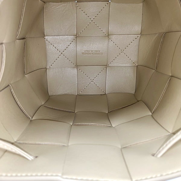 Cassette Small Leather Beige