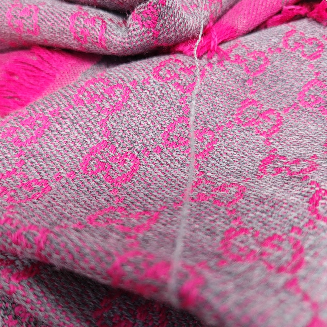 Wool Scarf Pink