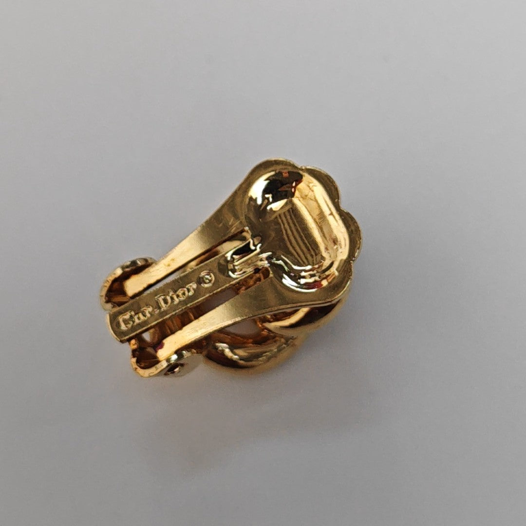 Twist Round Metal Gold Clip On Earrings