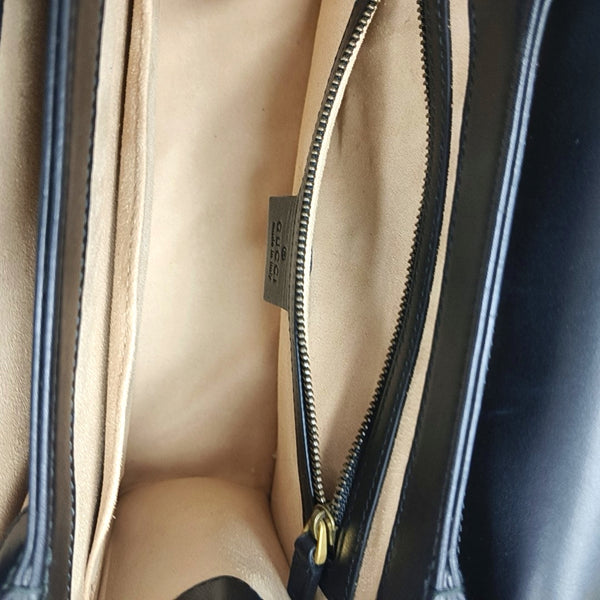 Queen Margaret Small Calfskin Black