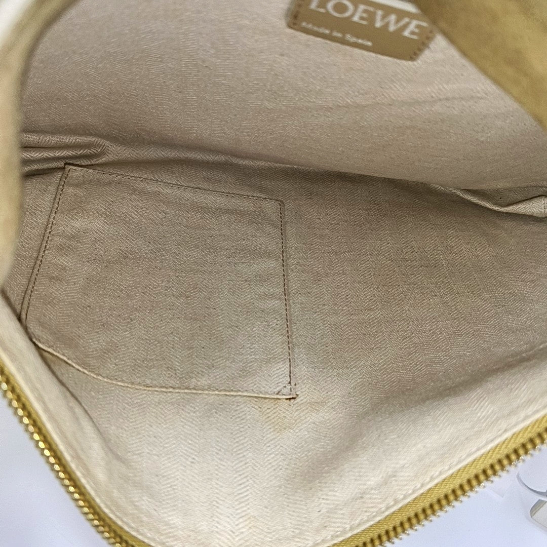 T Pouch Suede Beige