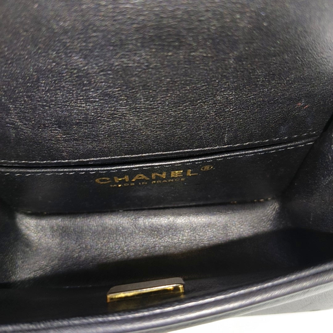 BOY CHANEL Small Chevron Calfskin Black