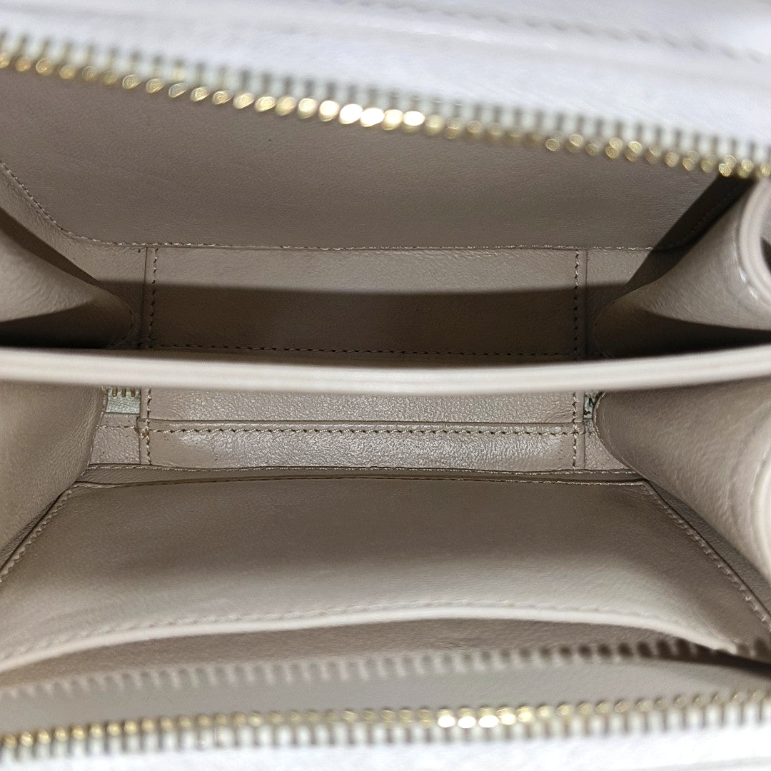 FILIGREE Small Quilted Grained Calfskin White