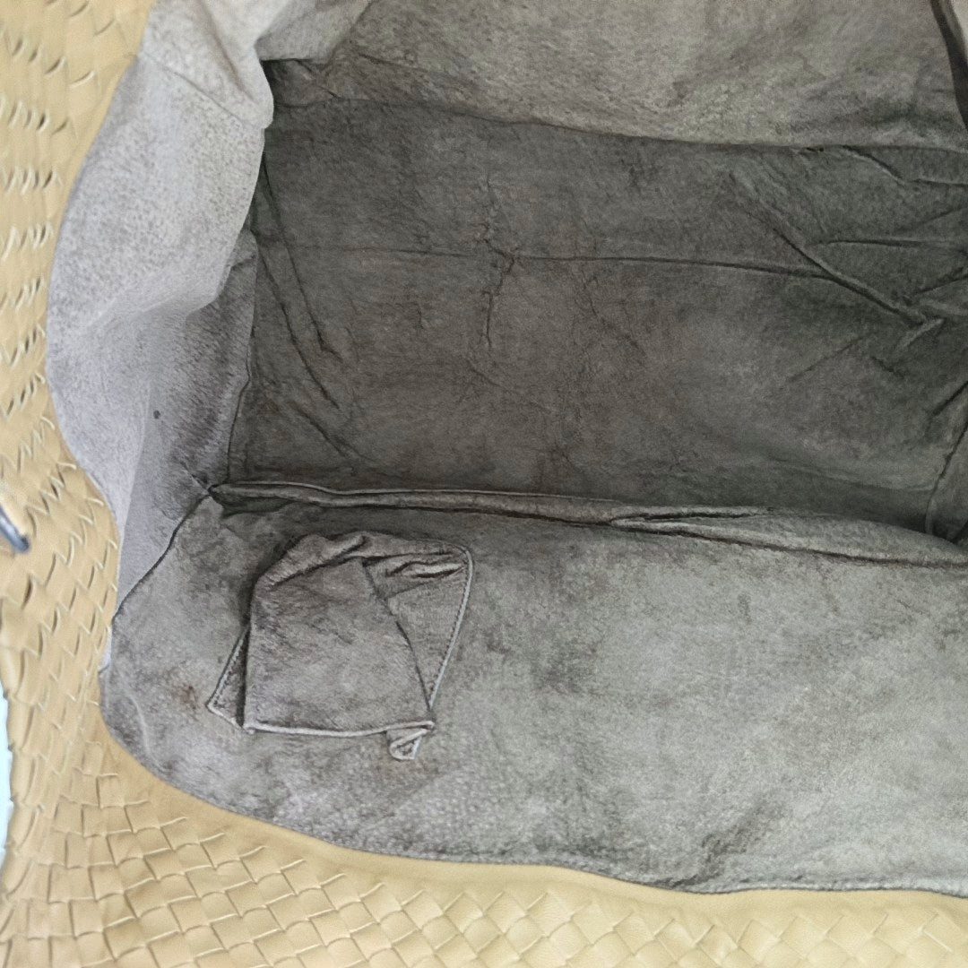 Cesta Lambskin Beige