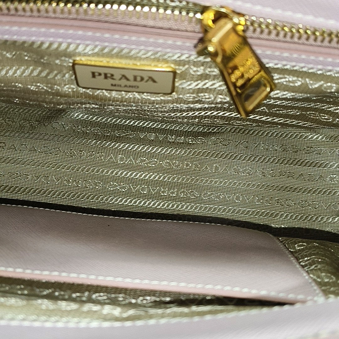 Galleria Medium Saffiano Calfskin Pink