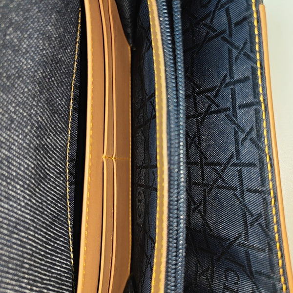 Canvas Blue
