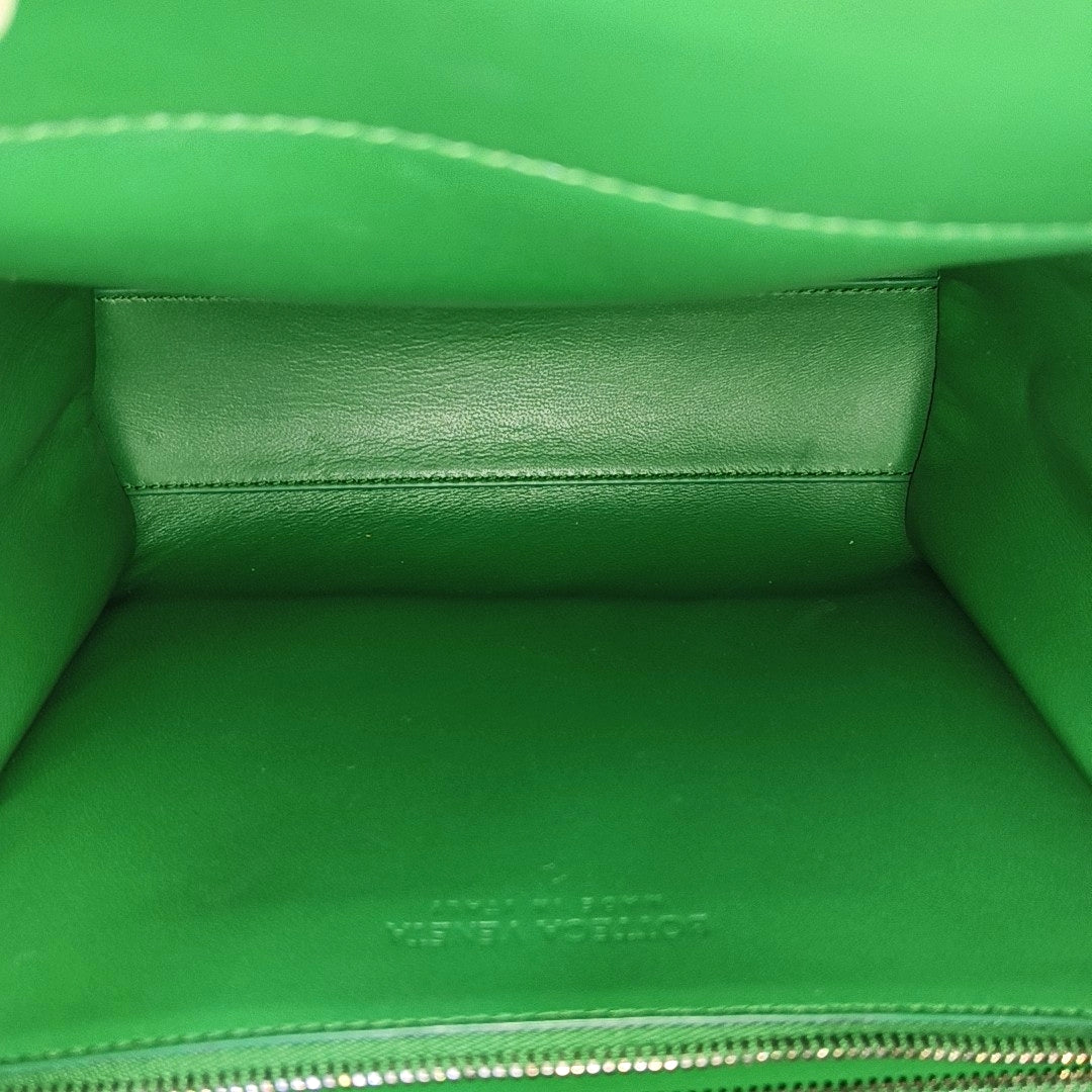 The Clip Calfskin Green