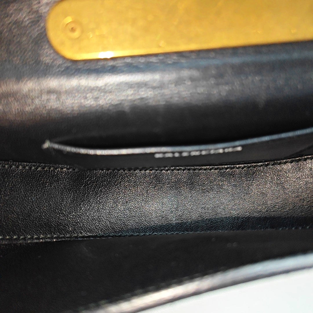 Opera Suede Black