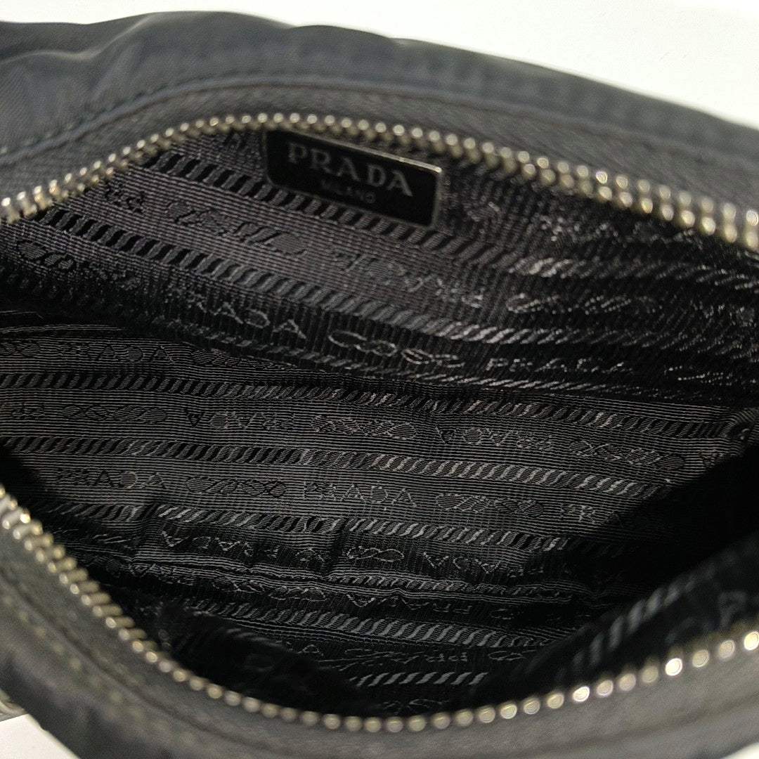 Re-Edition2005 Nylon Black