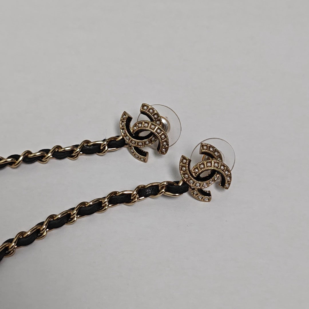 Metal Gold Stud Earrings